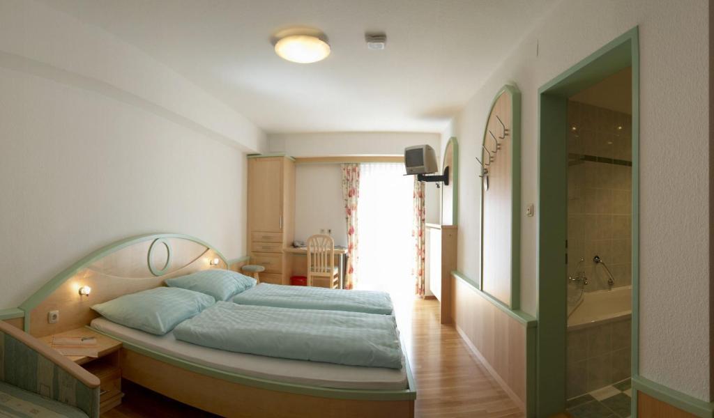 Hotel Zum Kirchenwirt マリアツェル 部屋 写真