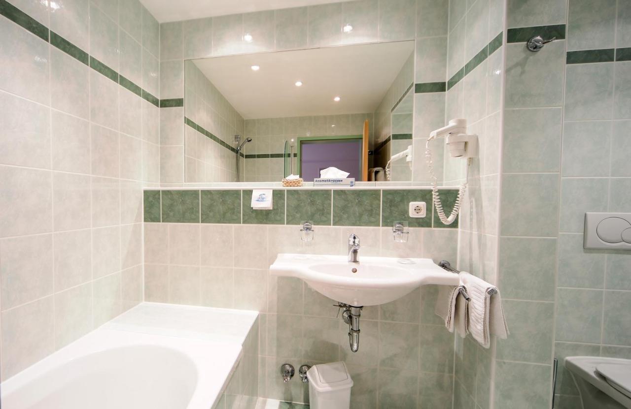 Hotel Zum Kirchenwirt マリアツェル 部屋 写真