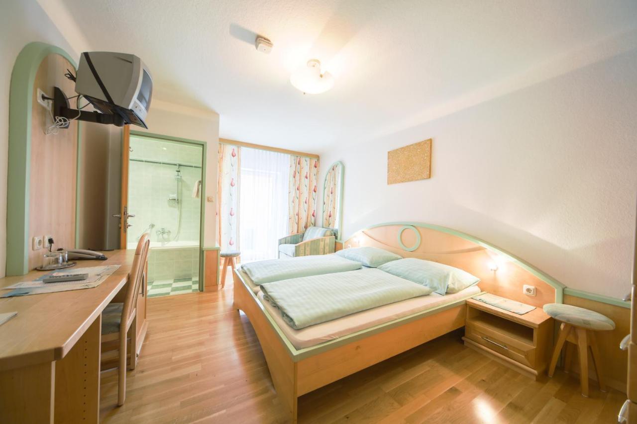 Hotel Zum Kirchenwirt マリアツェル 部屋 写真